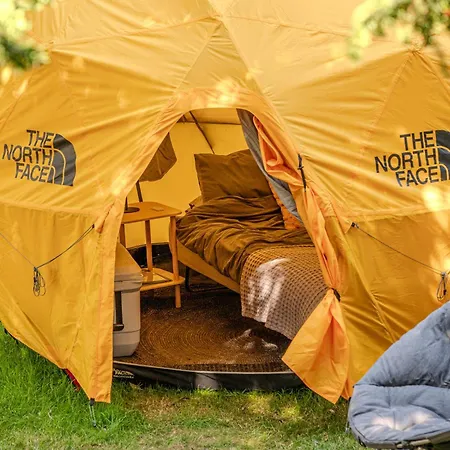Bridge Glamping - Solar Tent * Aldwark (North Yorkshire)